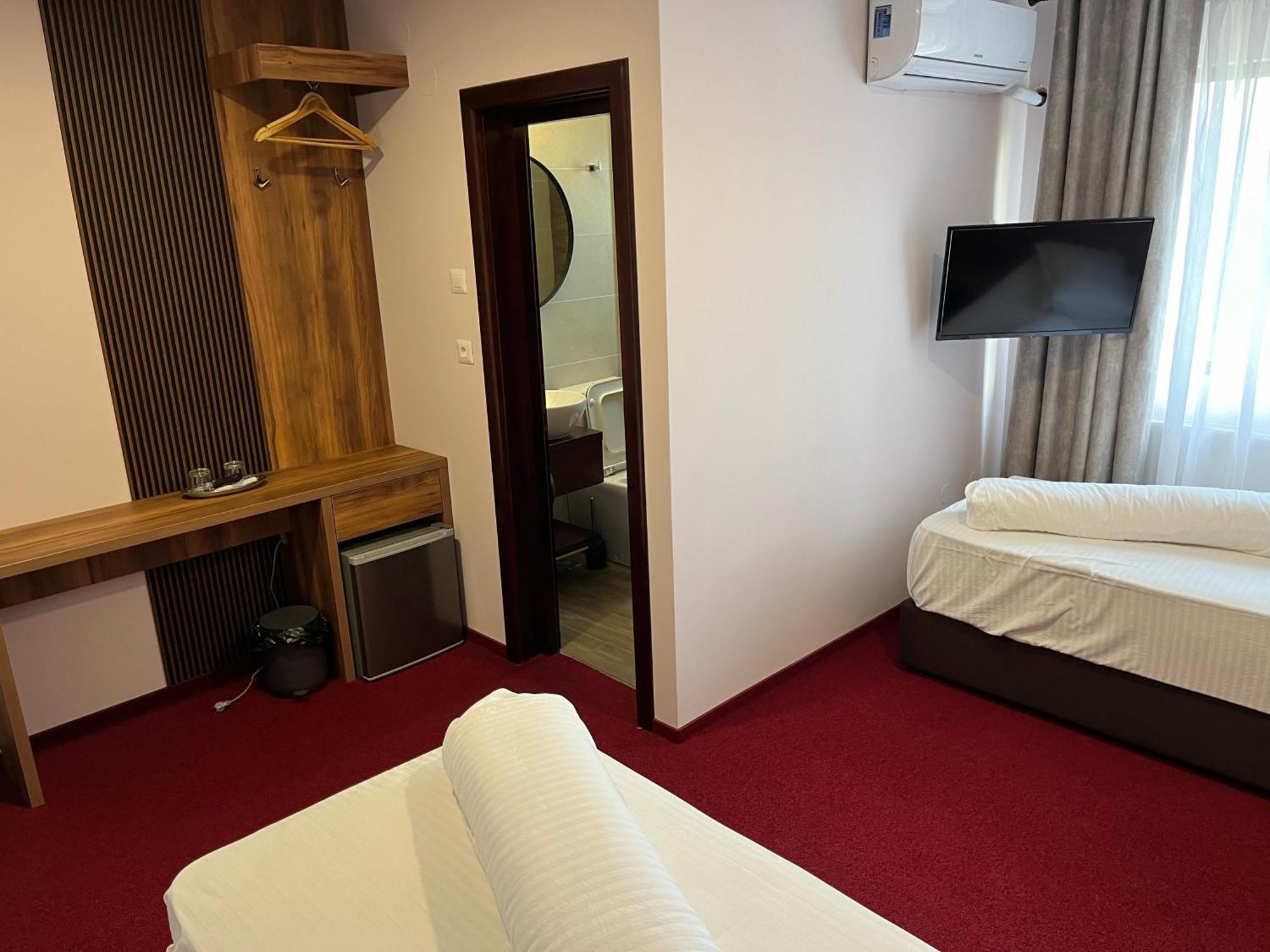 Pension Florica Piteşti Extérieur photo