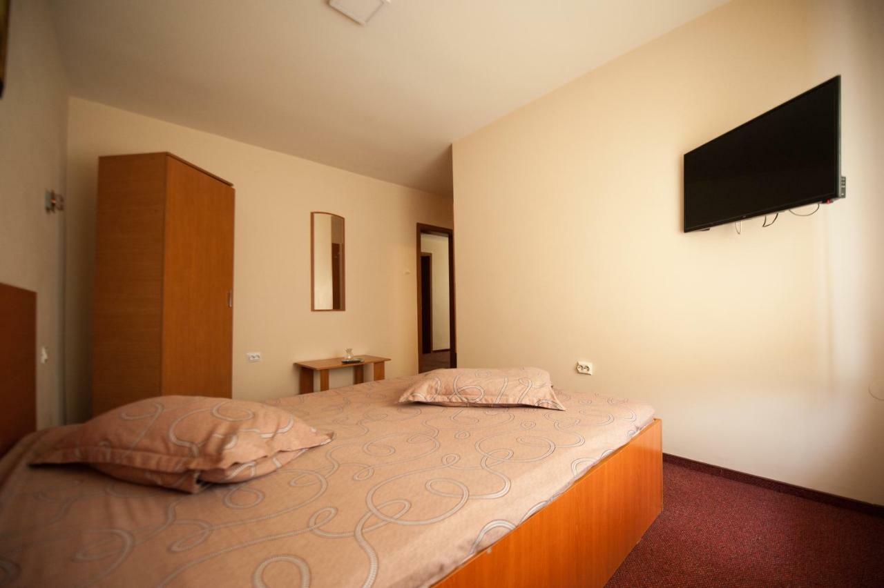 Pension Florica Piteşti Extérieur photo